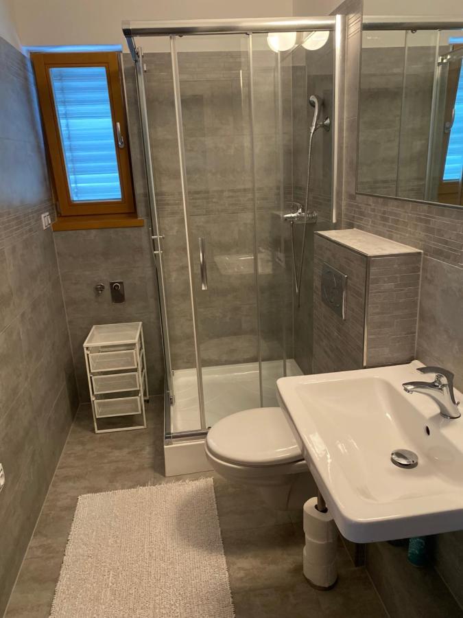 Apartman Hustopece Appartamento